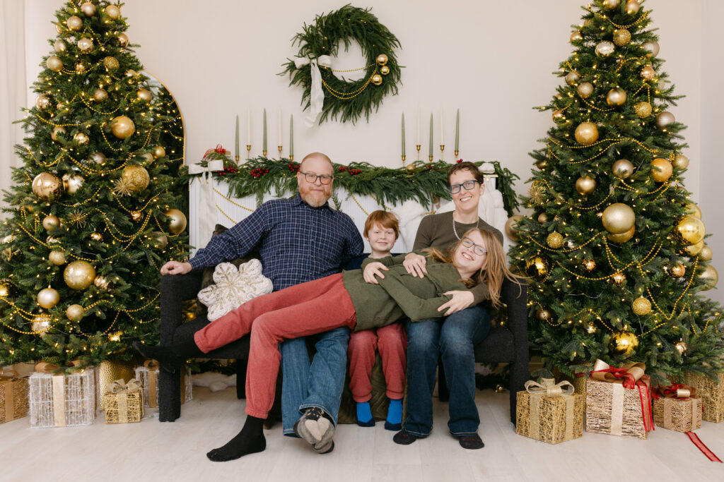 Indoor Christmas Mini Sessions Ottawa 2026